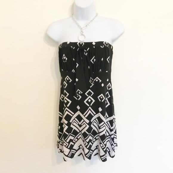 WHITE HOUSE BLACK MARKET Black & White A Line Strapless Blouse, XS - Picture 8 of 8